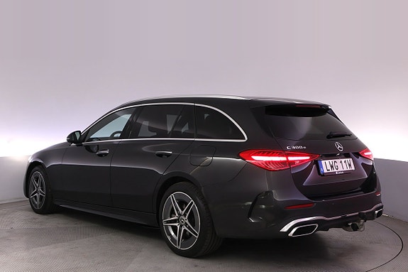 Mercedes-Benz C300 4 of 27