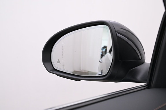 Mercedes-Benz C300 20 of 27