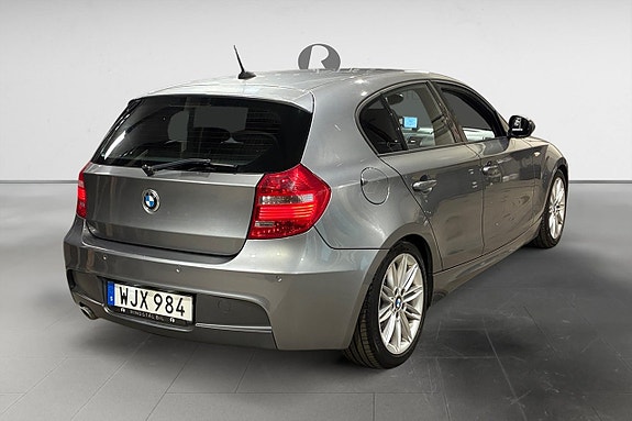 BMW 118d 7 of 18