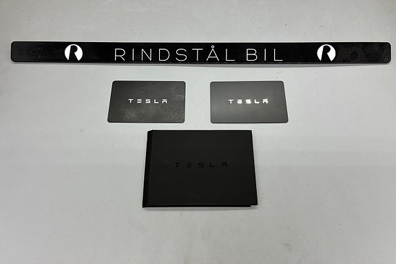 Tesla Model Y 19 of 19