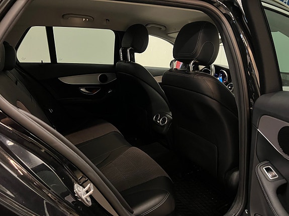 Mercedes-Benz C220 d 23 of 30