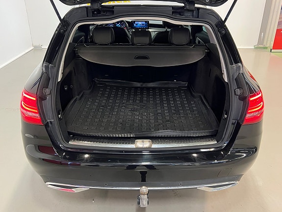 Mercedes-Benz C220 d 11 of 30