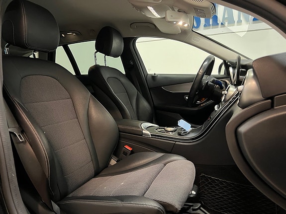 Mercedes-Benz C220 d 21 of 30
