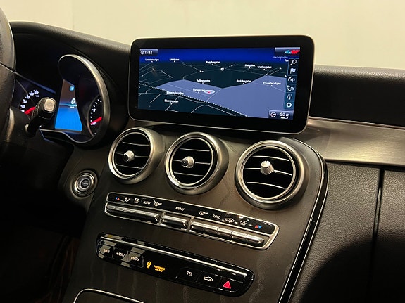 Mercedes-Benz C220 d 25 of 30