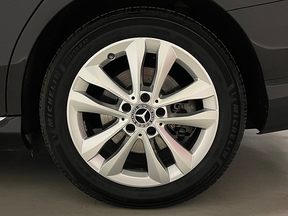 Mercedes-Benz C220 d 13 of 30