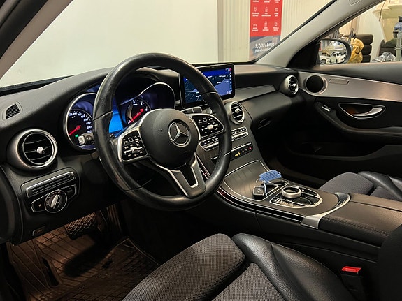 Mercedes-Benz C220 d 17 of 30