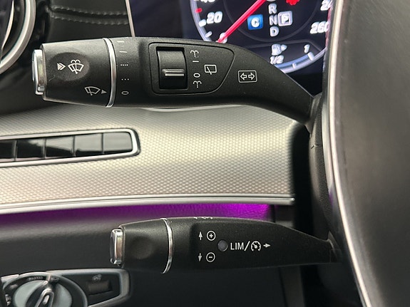 Mercedes-Benz E400 17 of 30