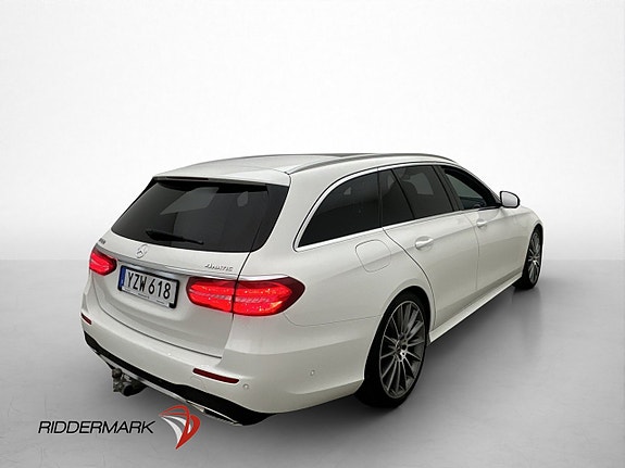 Mercedes-Benz E400 8 of 30