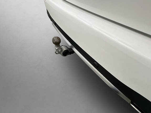 Mercedes-Benz E400 10 of 30