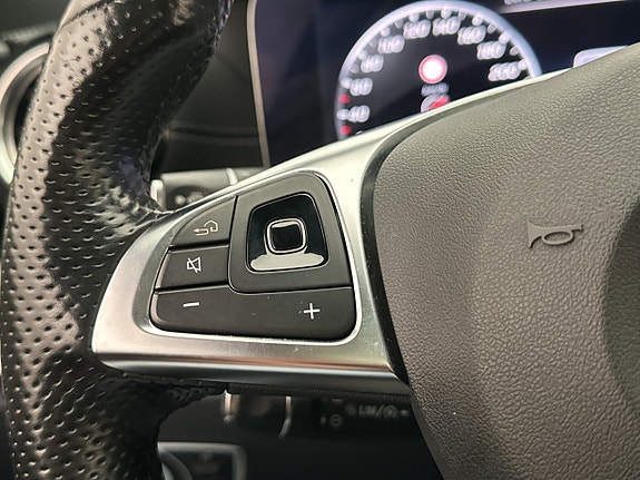 Mercedes-Benz E400 18 of 30