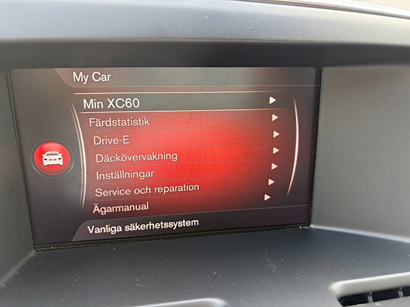 Volvo XC60 13 of 20
