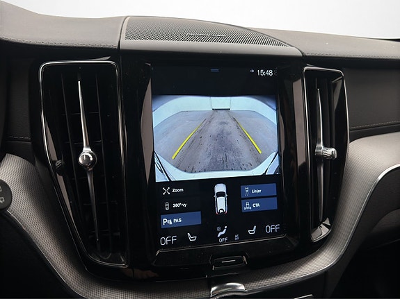 Volvo XC60 18 of 30