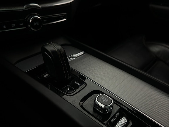 Volvo XC60 26 of 30