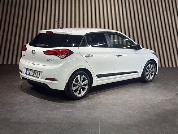 Hyundai i20 4 of 26