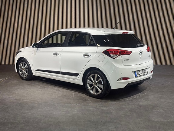 Hyundai i20 6 of 26