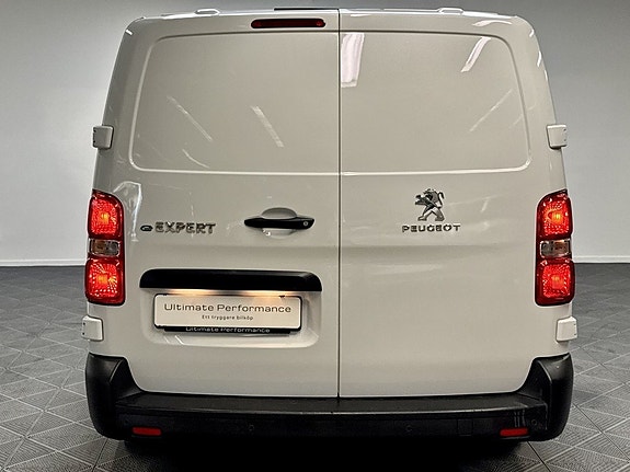 Peugeot e-Expert 10 of 20