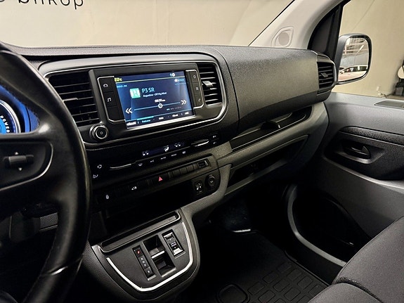 Peugeot e-Expert 14 of 20