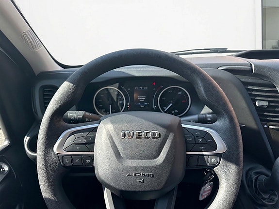 Iveco Daily 11 of 13