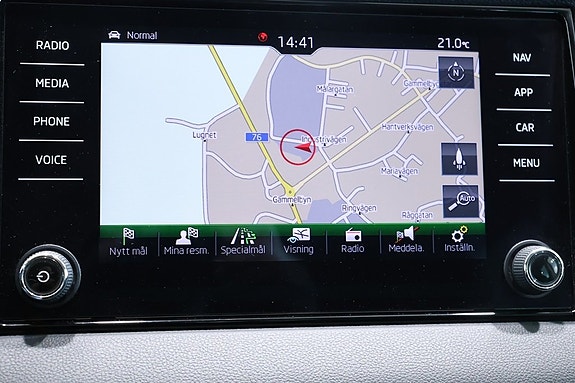 Skoda Karoq 9 of 21