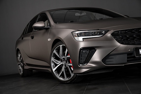 Opel Insignia 2 of 28