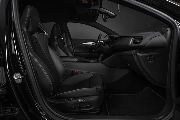 Opel Insignia 14 of 28