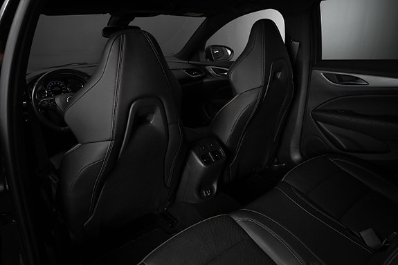 Opel Insignia 19 of 28