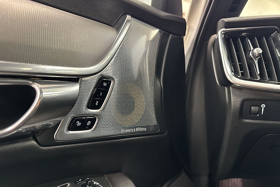 Volvo V90 16 of 30