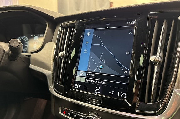 Volvo V90 18 of 30