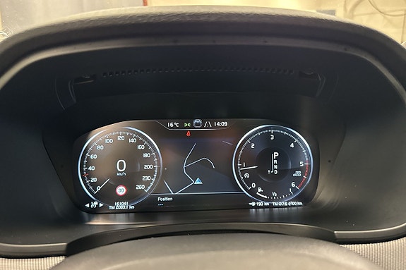 Volvo V90 30 of 30