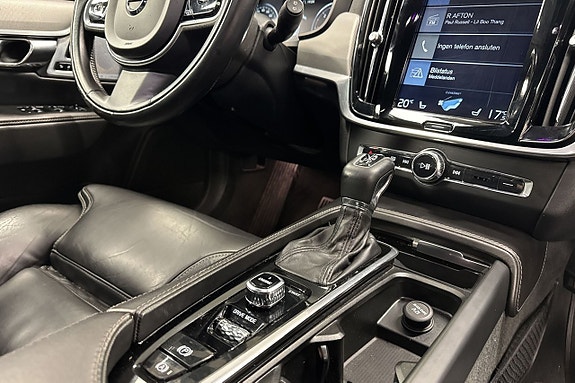 Volvo V90 14 of 30