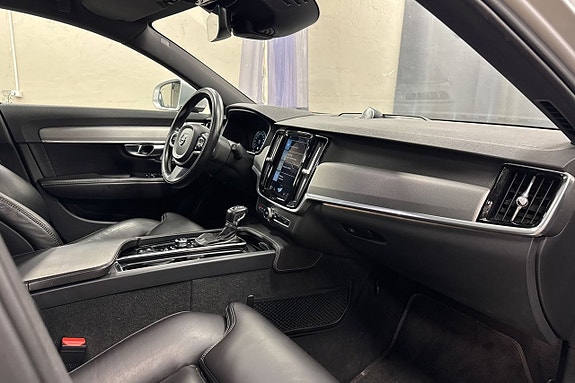 Volvo V90 6 of 30