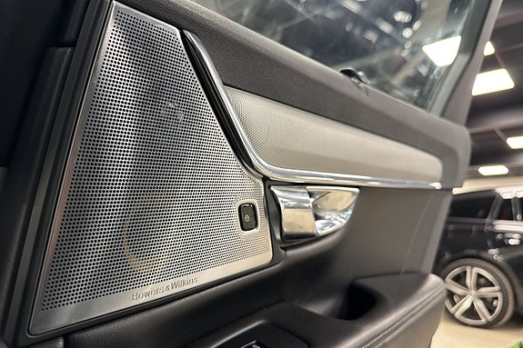 Volvo V90 25 of 30