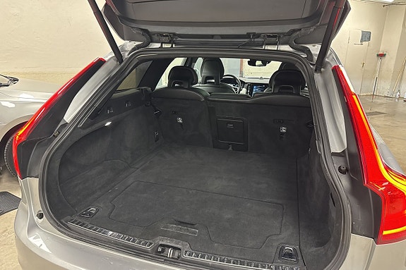 Volvo V90 9 of 30