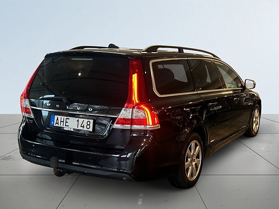 Volvo V70 6 of 19