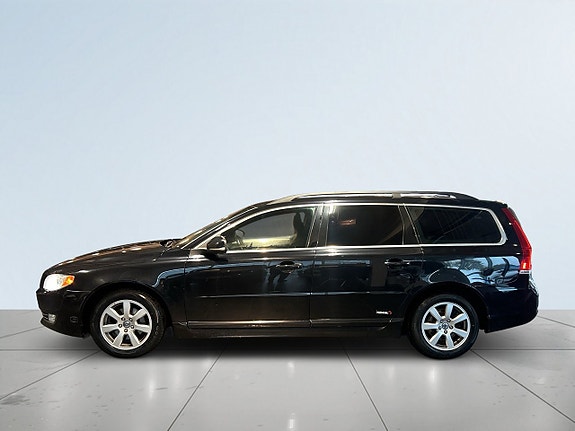 Volvo V70 4 of 19