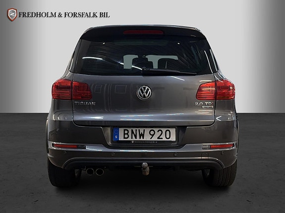 Volkswagen Tiguan 4 of 25