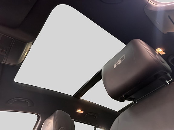 Volkswagen Tiguan 12 of 25