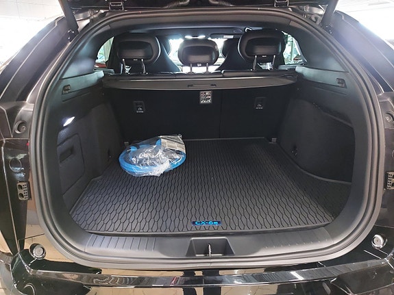 Mazda CX-6e 9 of 17