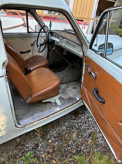 Volvo 210 Duett 7 of 9
