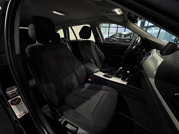 BMW 320 12 of 19