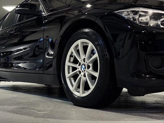 BMW 320 5 of 19
