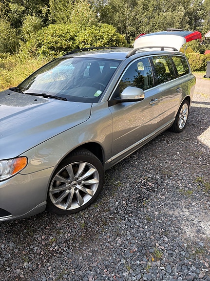 Volvo V70 5 of 6