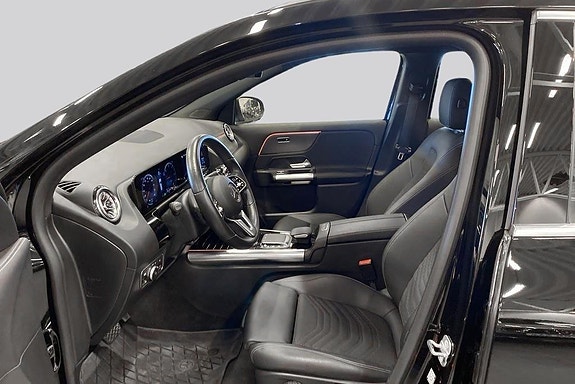 Mercedes-Benz EQA250 8 of 19