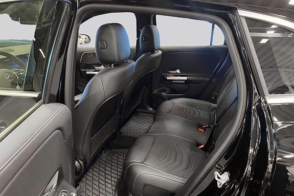 Mercedes-Benz EQA250 9 of 19