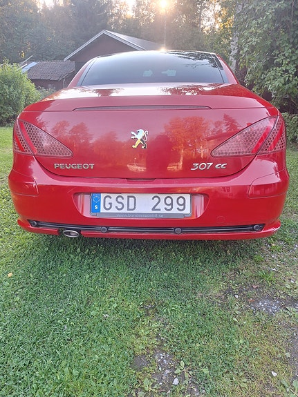 Peugeot 307 CC 5 of 10