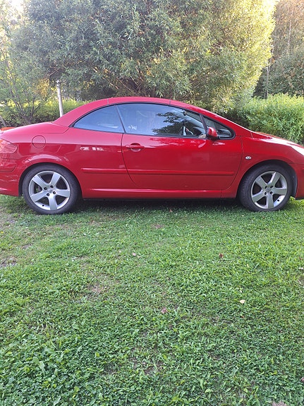 Peugeot 307 CC 8 of 10