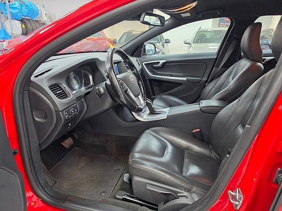 Volvo V60 13 of 21