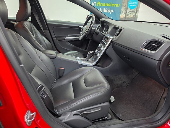 Volvo V60 15 of 21