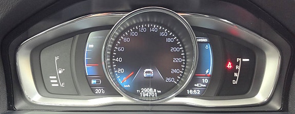 Volvo V60 9 of 21