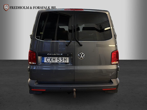 Volkswagen Caravelle 4 of 23